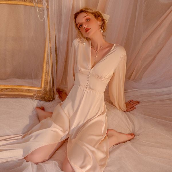 202408Long nightgown with French style, deep V-neck, side slit, silky satin fabric, waist-tie design, loungewear